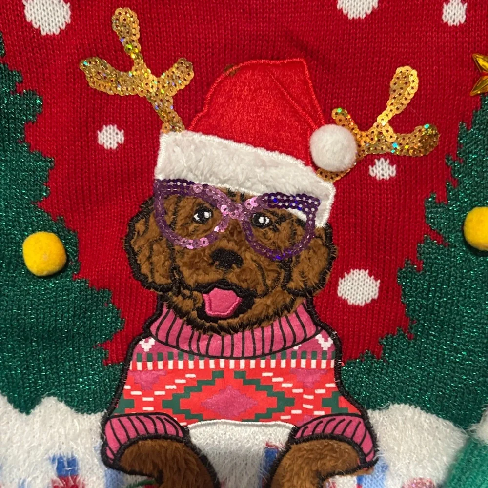Festive Red Christmas Sweater with Bear Design - Picture 3 of 6